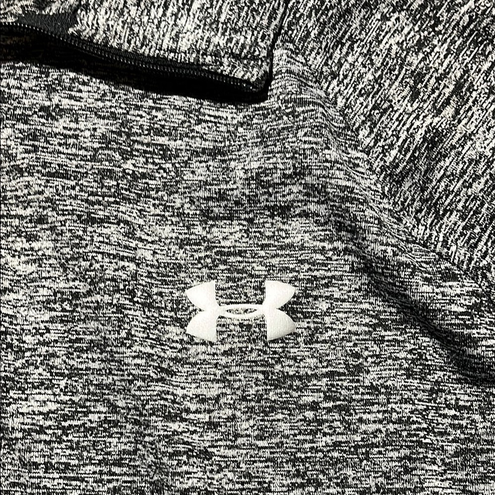 Under Armour Gray Long Sleeve Top - Picture 3 of 6